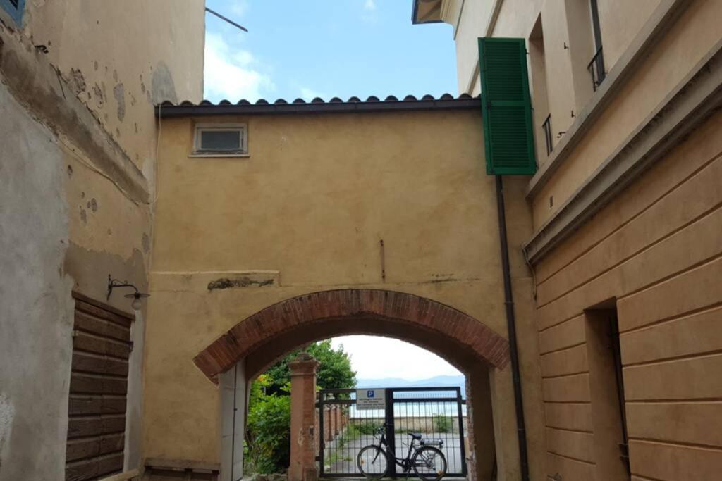 Bellavista La Tua Romantica Vacanza Sul Trasimeno カスティリオーネ・デル・ラーゴ エクステリア 写真