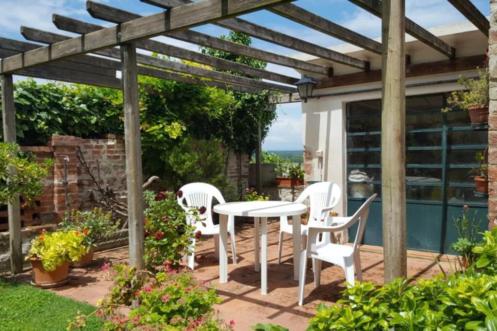 Bellavista La Tua Romantica Vacanza Sul Trasimeno カスティリオーネ・デル・ラーゴ エクステリア 写真