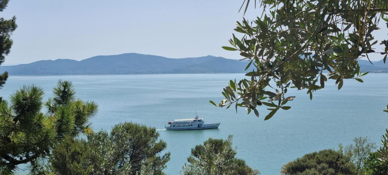 Bellavista La Tua Romantica Vacanza Sul Trasimeno カスティリオーネ・デル・ラーゴ エクステリア 写真